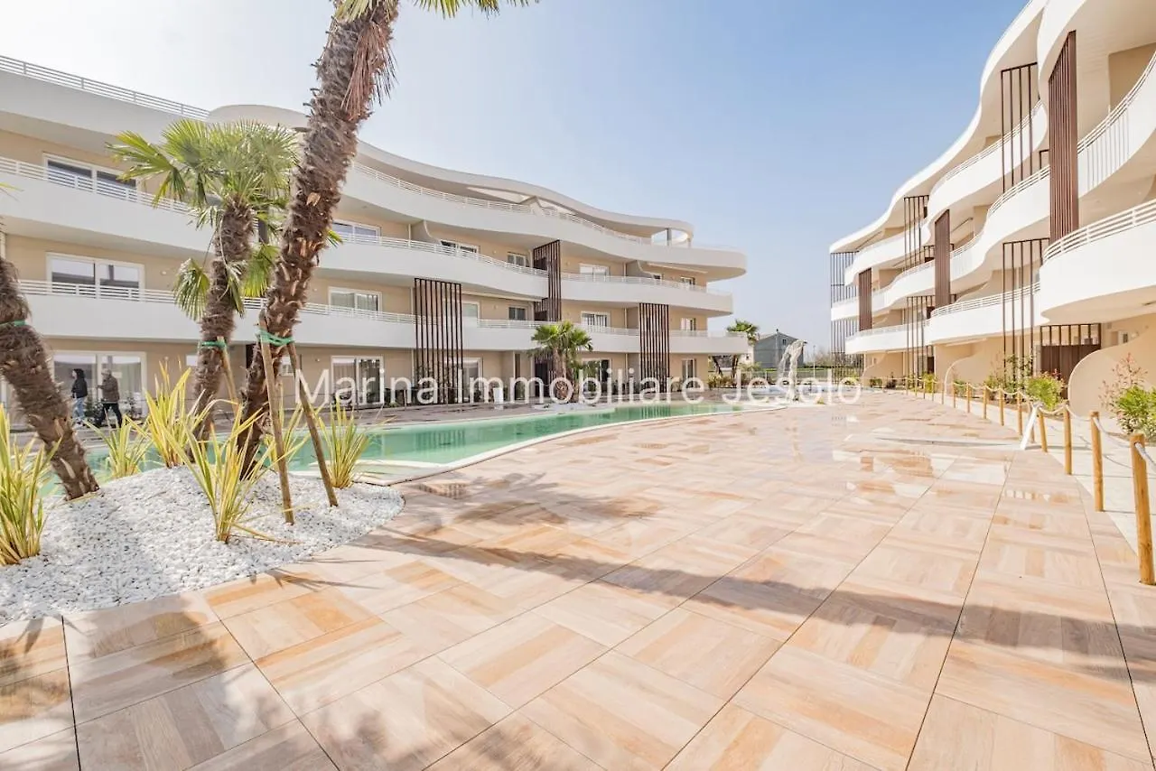 Baia Bianca Apartment Lido di Jesolo 0*,  Italy